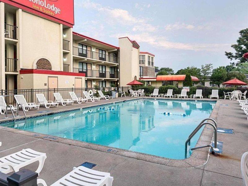 Econo Lodge Inn & Suites Rehoboth Beach Bagian luar foto