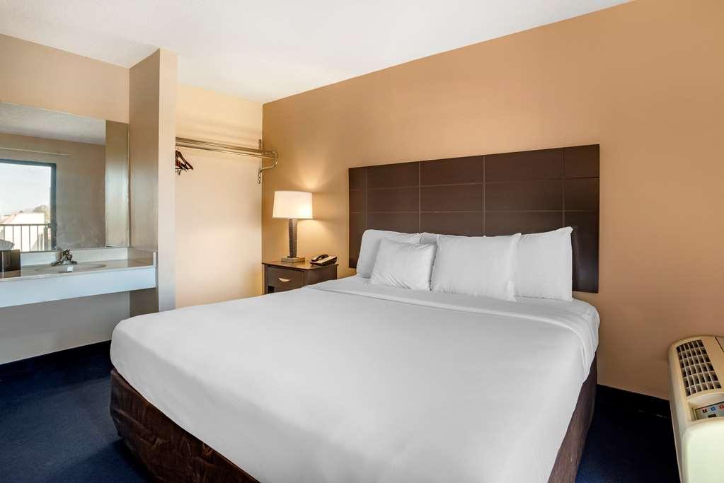 Econo Lodge Inn & Suites Rehoboth Beach Ruang foto